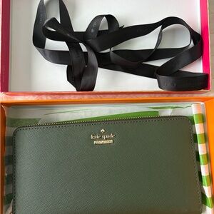 Kate Spade Green Wallet New in box